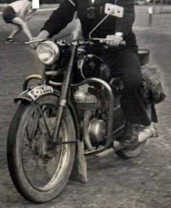 C-7833