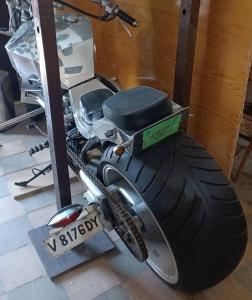V-8176-DY
