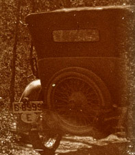 B-8999